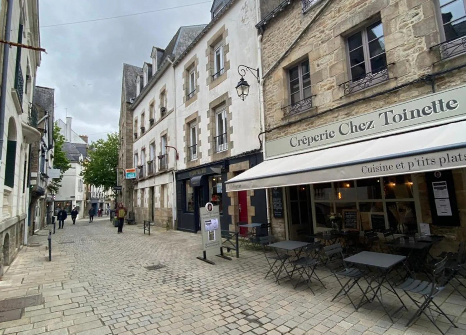 Jardin Paisible En Centre-Ville Auray Frankrike